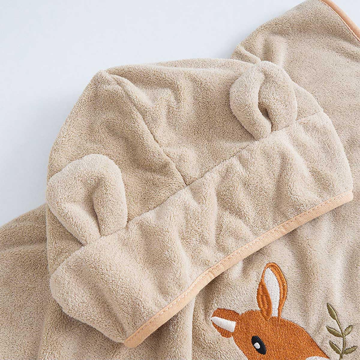 Ultra-Soft Hooded Bath Towel for Kids – Coral Fleece Poncho with Charming Animal Design, Quick-Dry Absorbent Robe for Bath, Pool, Beach (Bear)